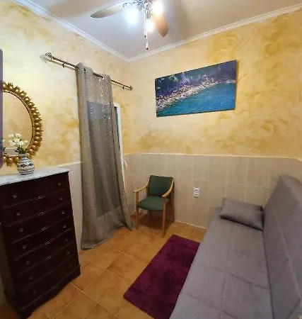 With 3 Bedrooms In Alacant With Wifi 2 Km From The Beach Апартаменты